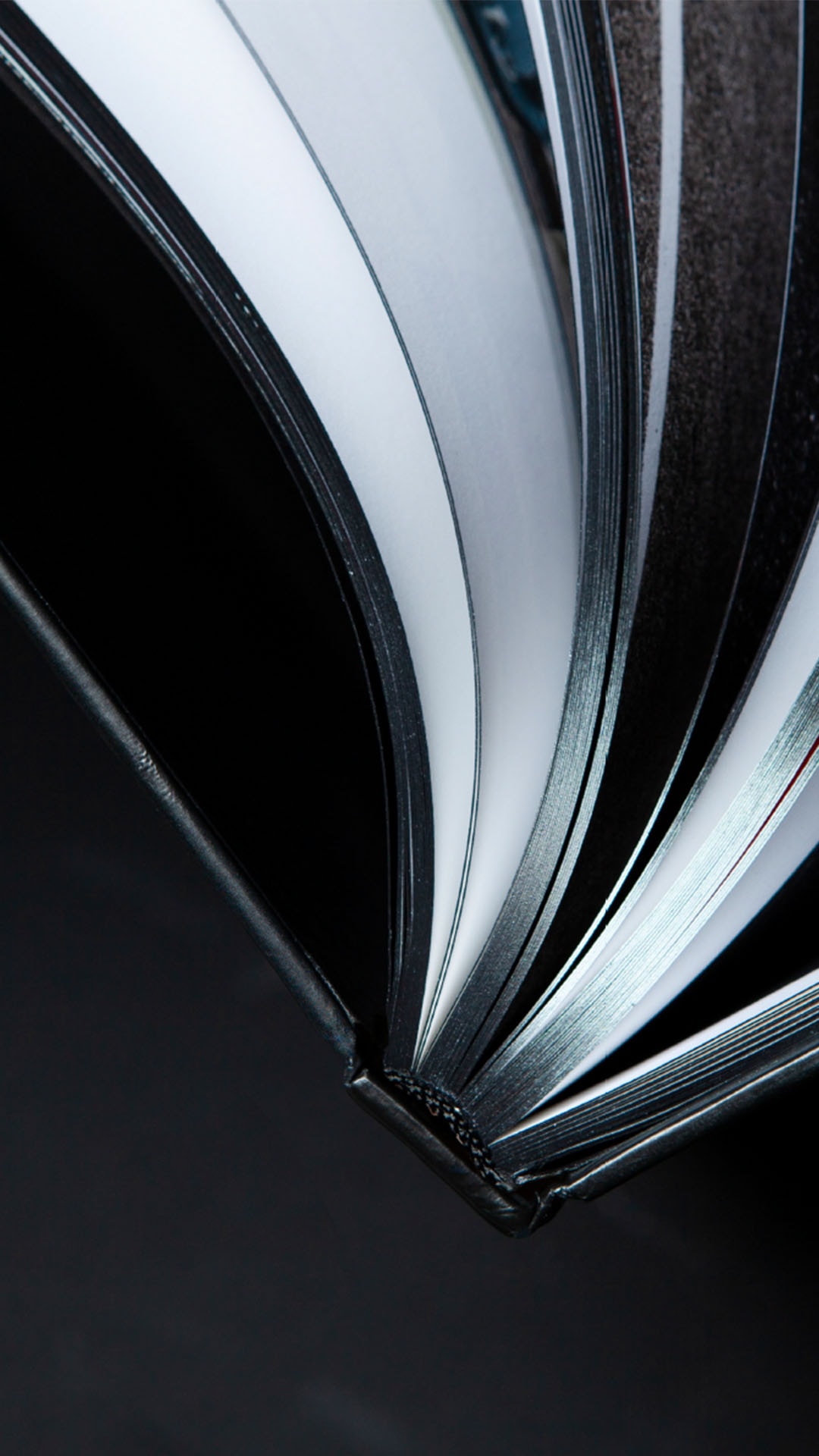 loved-gmbh_storytelling_audi_brandbook-preview.jpg