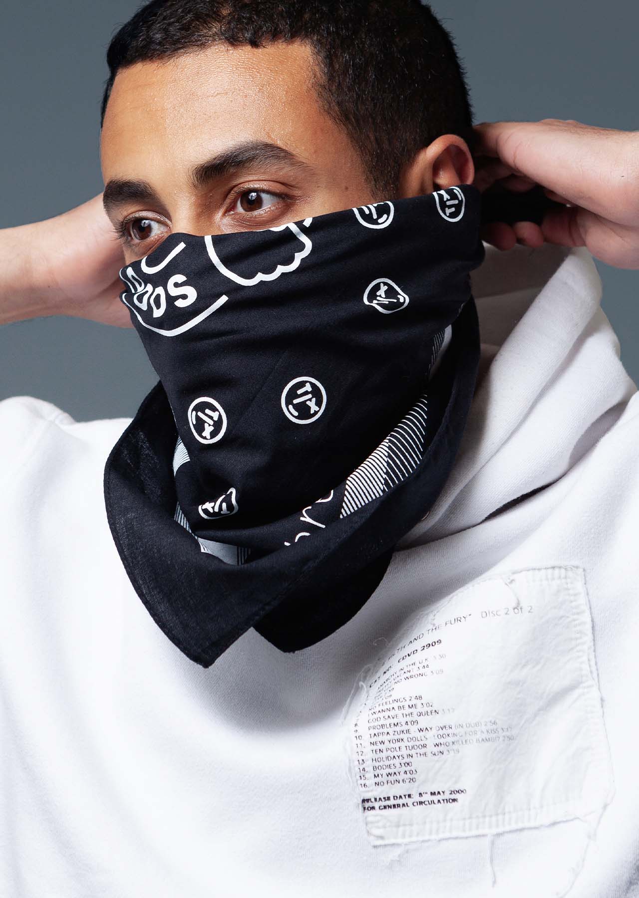 loved-gmbh_storytelling_clubstiftung_bandana-preview.jpg