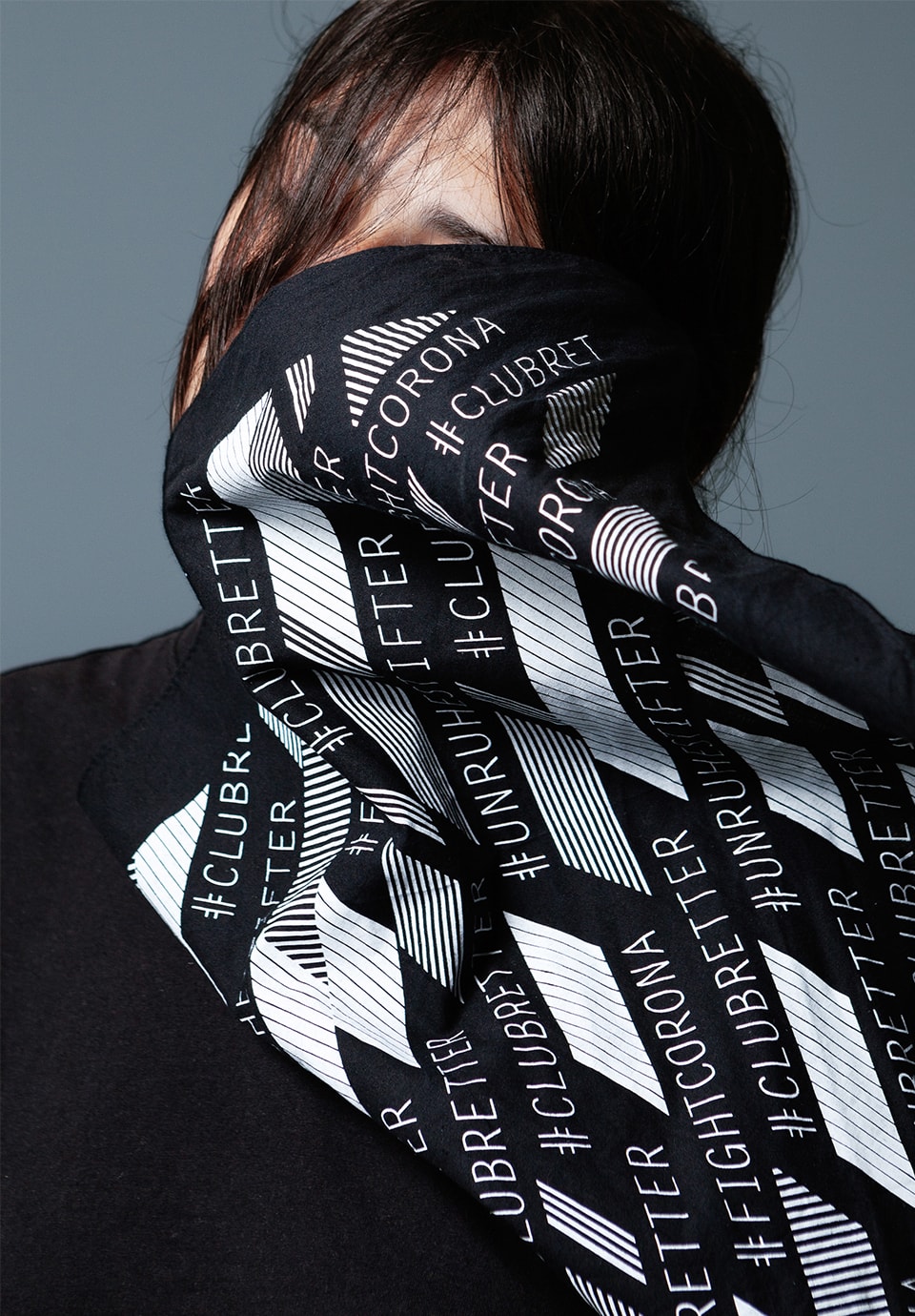 loved-gmbh_branding_clubstiftung_bandana-03.jpg