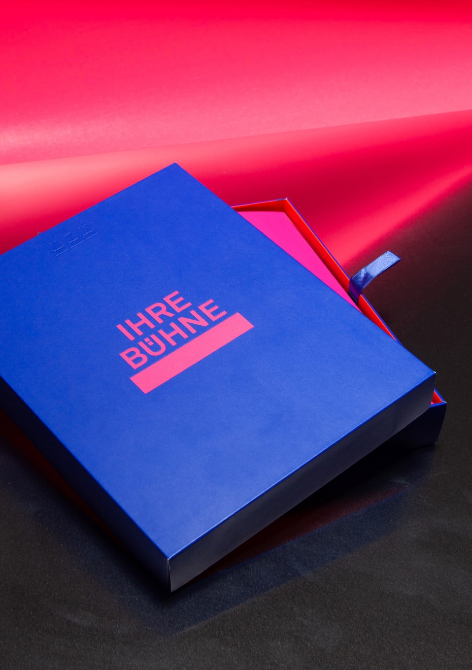 loved-gmbh_branding_ntm-10.jpg