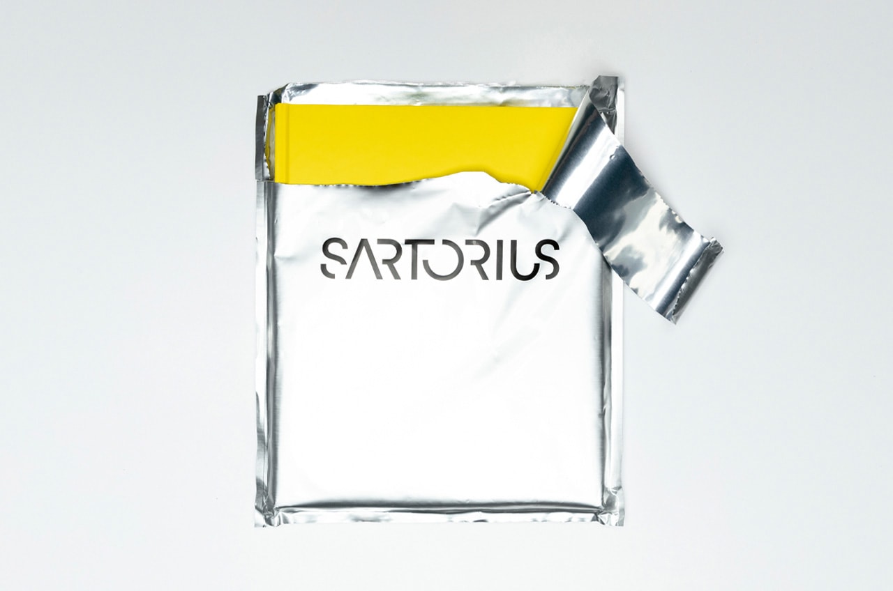 loved-gmbh_branding_sartorius_brandbook-01.jpg